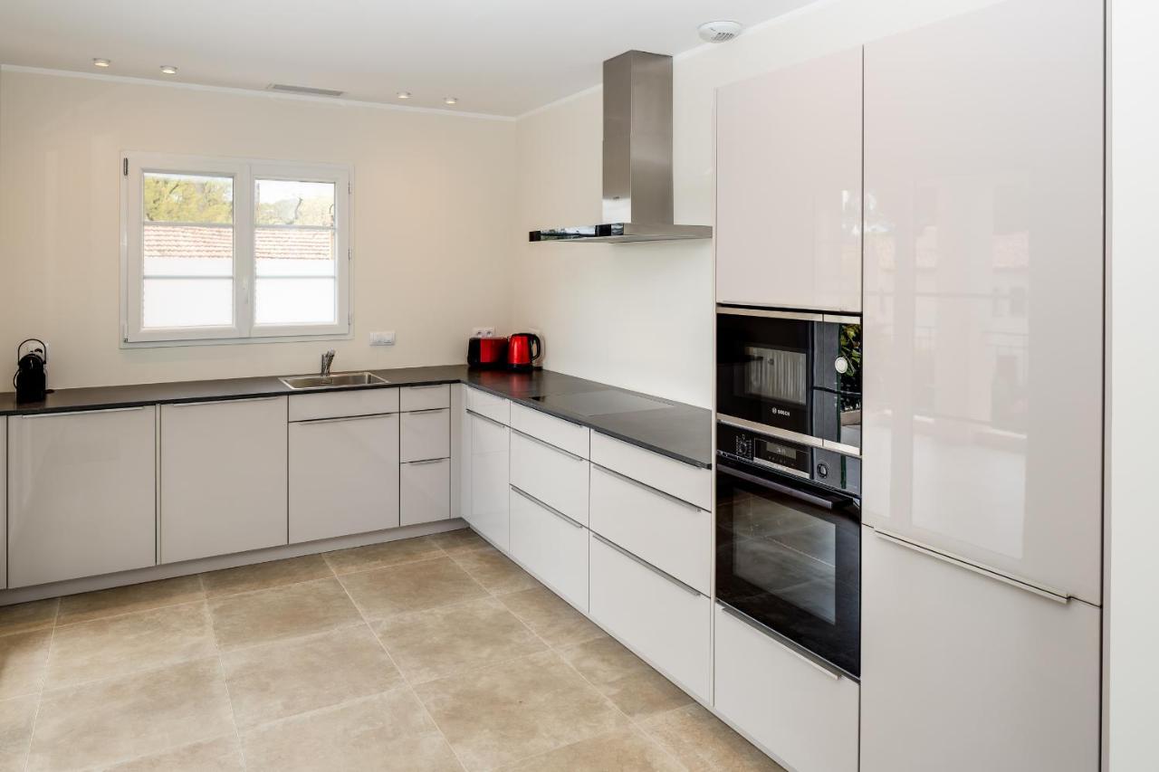 Luxurious&spacious apartment in the heart of the Côte d'Azur Roquefort-les-Pins Extérieur photo