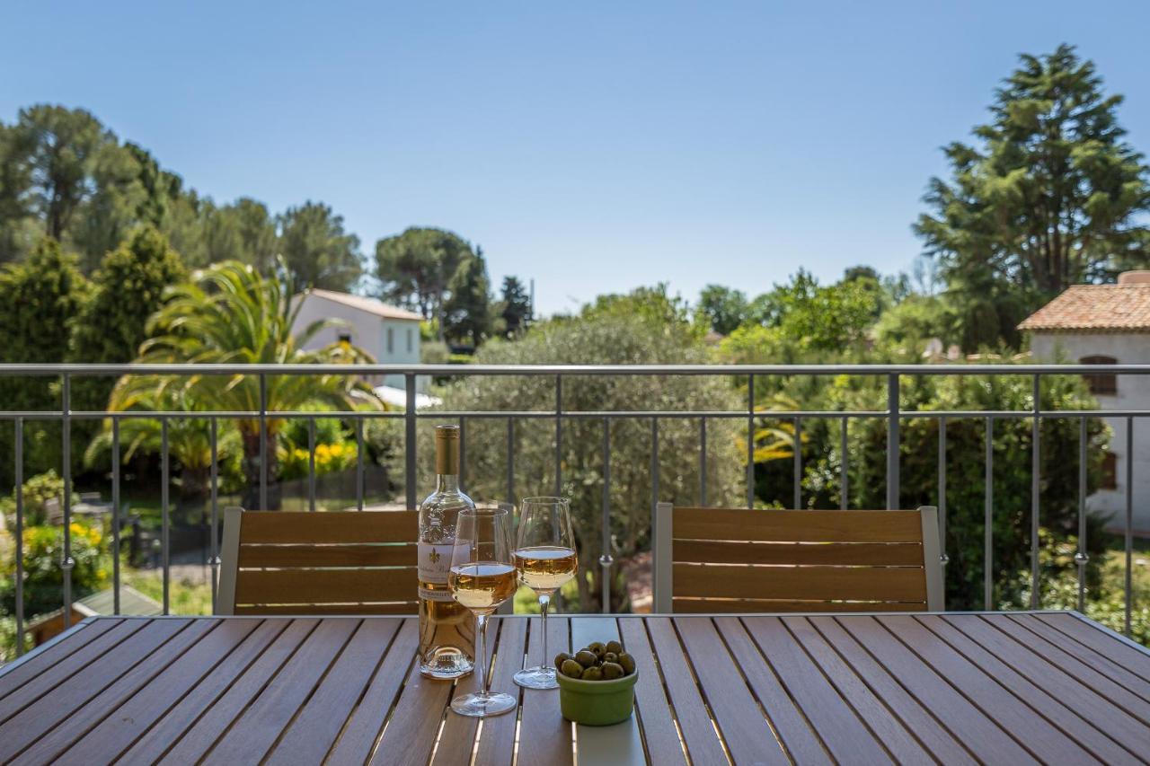 Luxurious&spacious apartment in the heart of the Côte d'Azur Roquefort-les-Pins Extérieur photo
