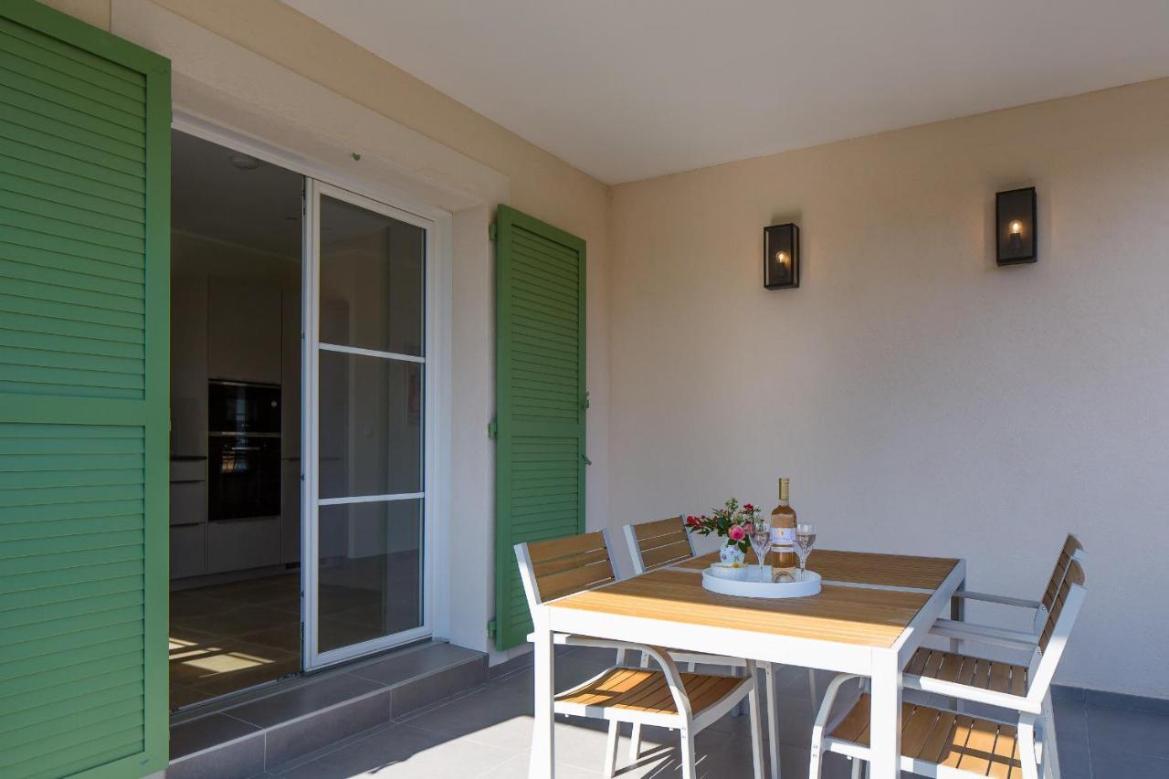 Luxurious&spacious apartment in the heart of the Côte d'Azur Roquefort-les-Pins Extérieur photo